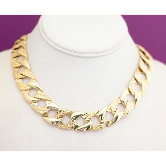 Vintage Sharp Curb Style Gold Tone Chain Necklace 23 inch - V11 - Picture 2 of 3